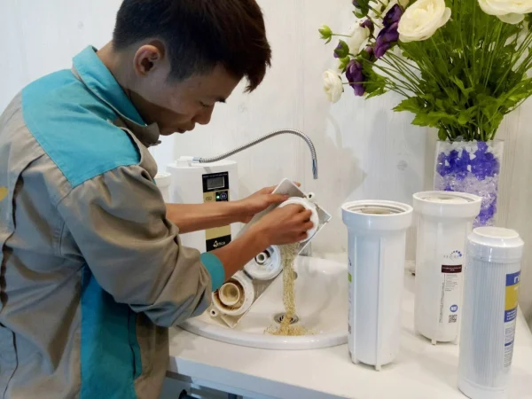 Thời gian thay lõi lọc nước là bao lâu? Cách thay mới